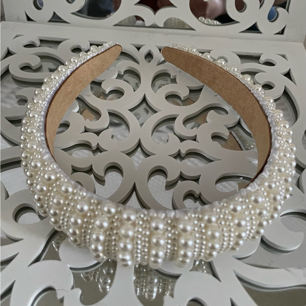 Head band pearl